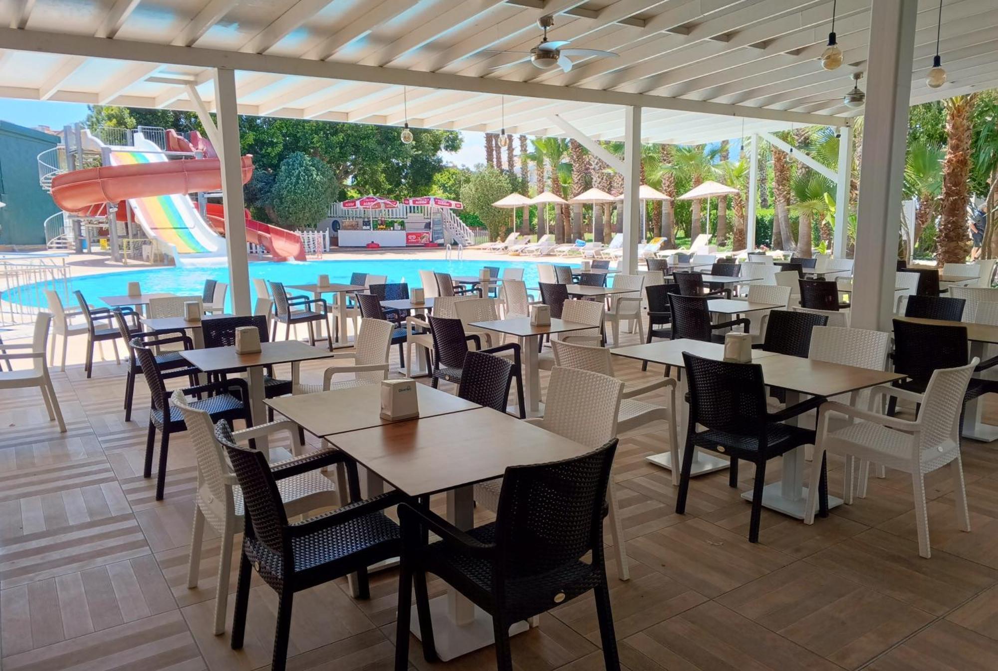 Uk Hotel Kiris Antalya Kültér fotó