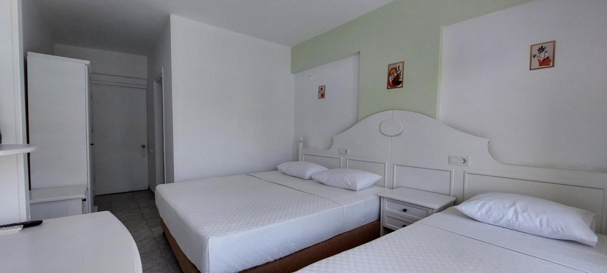 Uk Hotel Kiris Antalya Kültér fotó